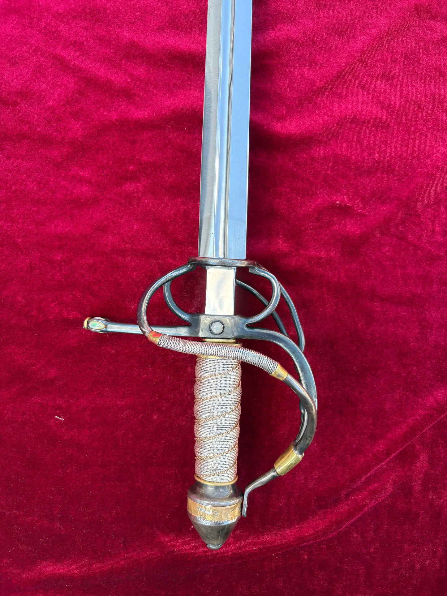 Side sword with opals
